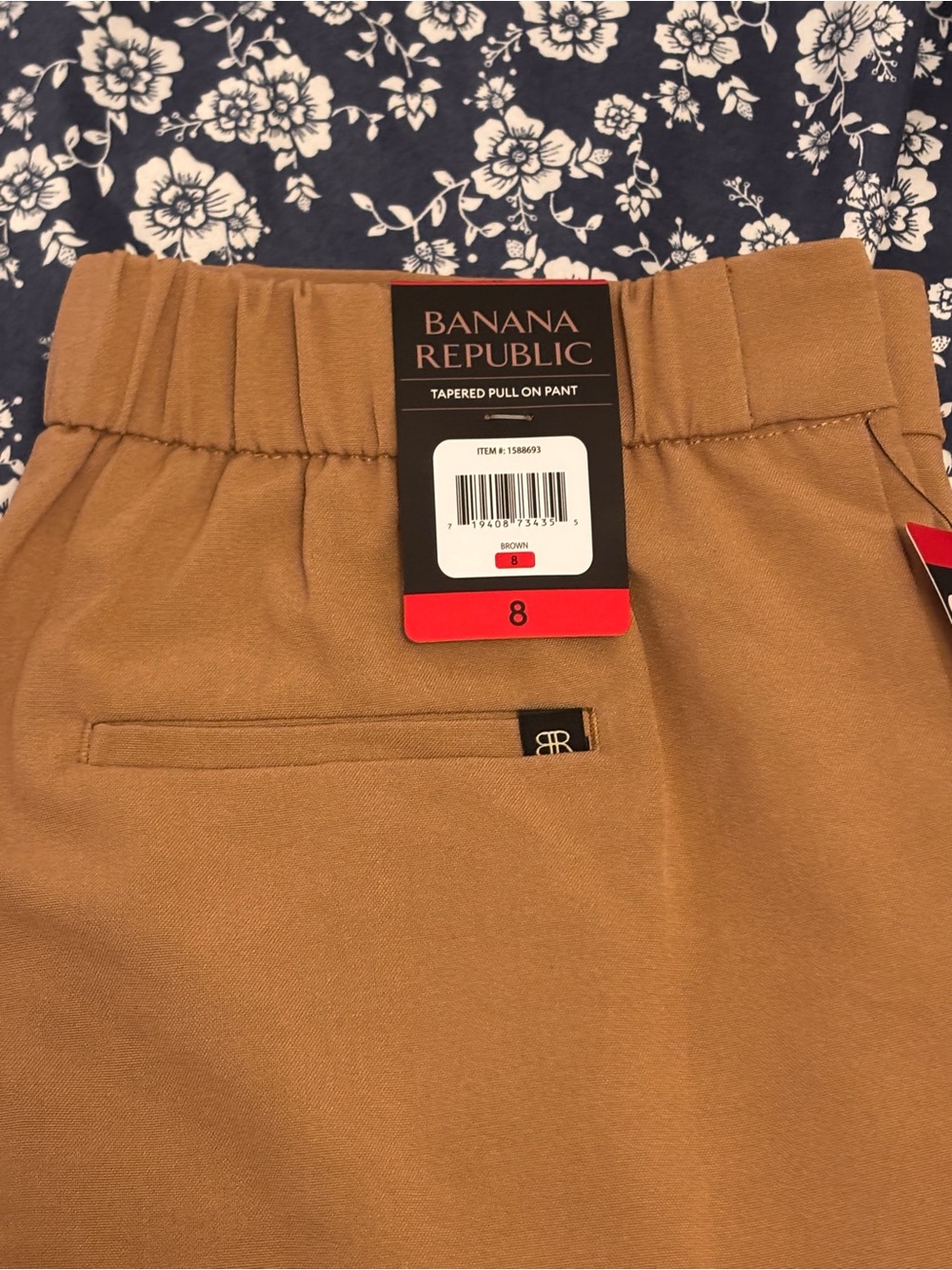 Banana Republic Ladies Tapered Pull On Pants - Picture 2 of 4